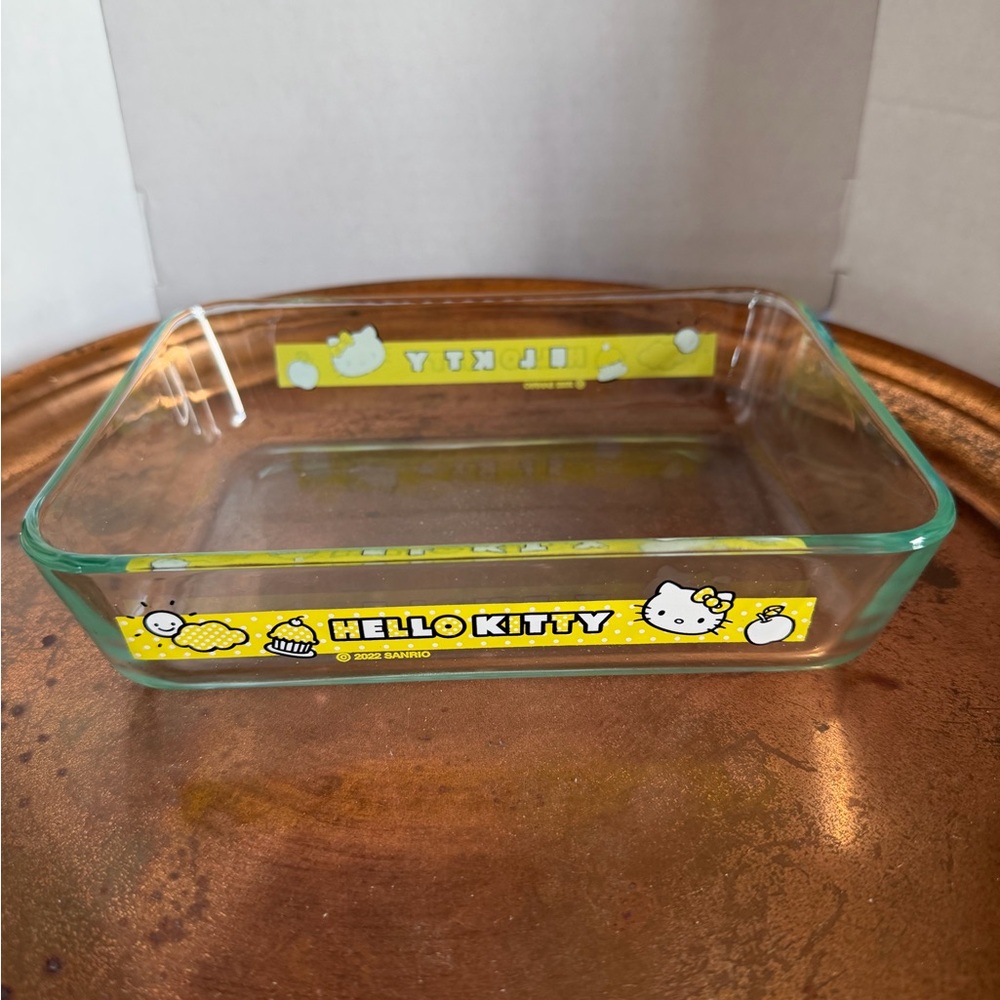 Pyrex Clear Glass Hello Kitty Baking Dish with Yellow Decal